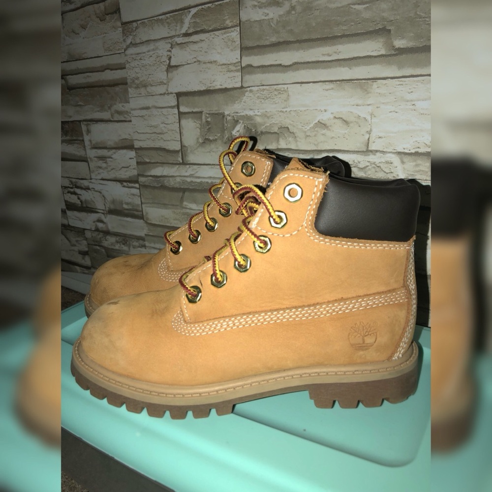 Boys Timberlands